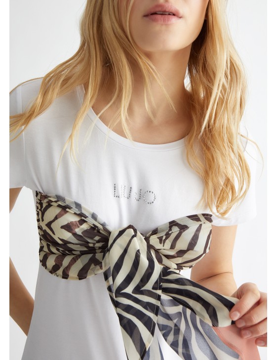 TSHIRT COM ESTAMPADO ANIMAL PRINT